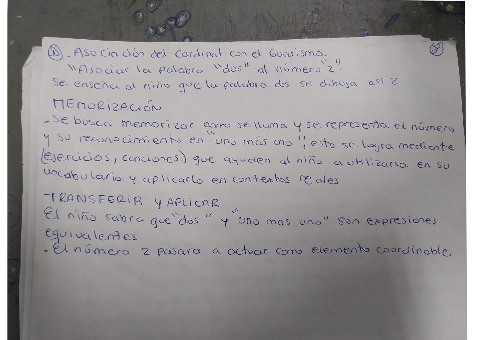 UNIDAD 3 "Enseñar geometria en el Nivel Inicial
Los conocimientos Espaciales se desarrollan naturalmente
desde el nacimiento, mientras que